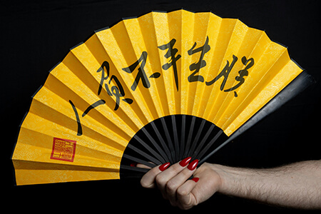 Why Hand-Painted Chinese Fans Make the Perfect Gift or Decor